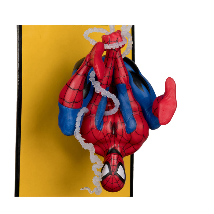 Mcfarlane Corner Box Collectible: Marvel Comics Spiderman No 1 - Spiderman Escala 1/10
