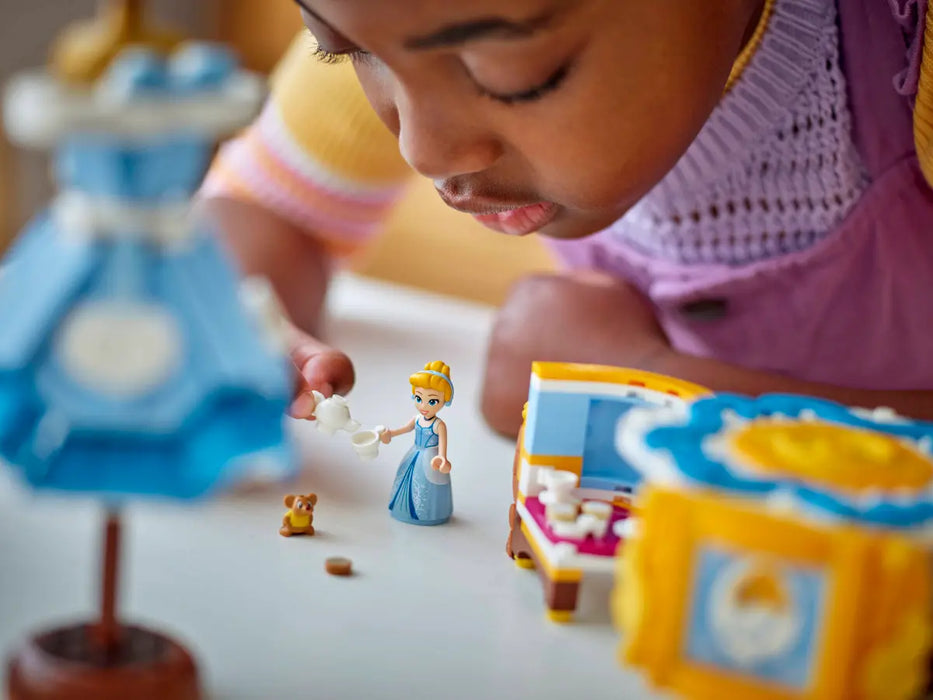 LEGO Disney Princess Traje de Cenicienta 43266