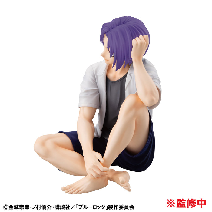 Megahouse Figures Gem Series Palm Size: Blue Lock - Reo Mikage