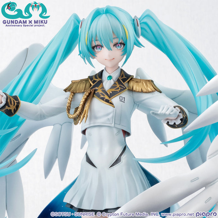Megahouse Lucrea: Mobile Suit Gundam 45 Aniversario X Hatsune Miku - Hatsune Miku Wing Gundam Zero Ew