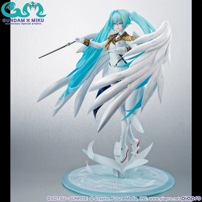 Megahouse Lucrea: Mobile Suit Gundam 45 Aniversario X Hatsune Miku - Hatsune Miku Wing Gundam Zero Ew