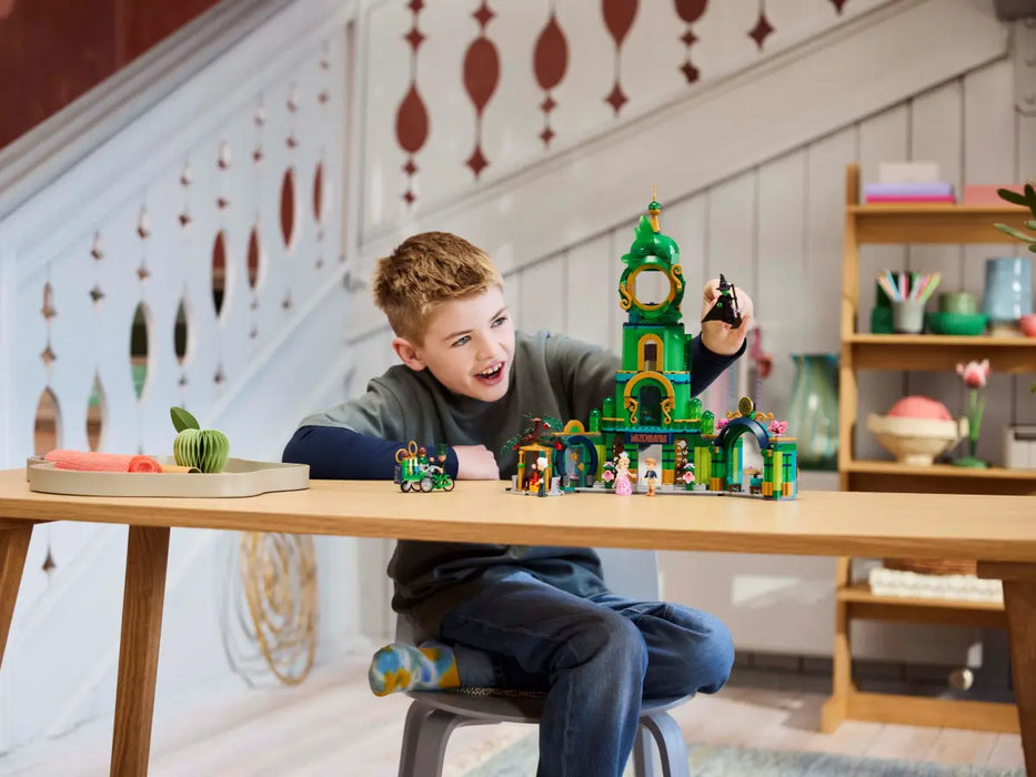 LEGO Wicked Bienvenidos a Ciudad Esmeralda 75684