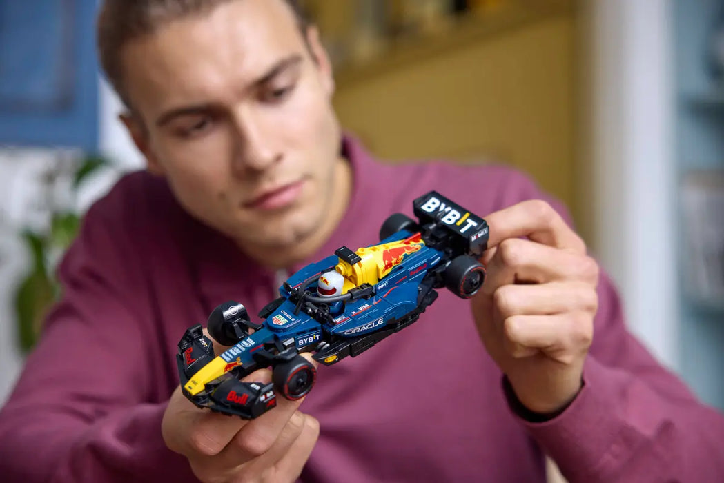 LEGO Speed Champions Coche de Carreras Oracle Red Bull Racing RB20 F1 77243