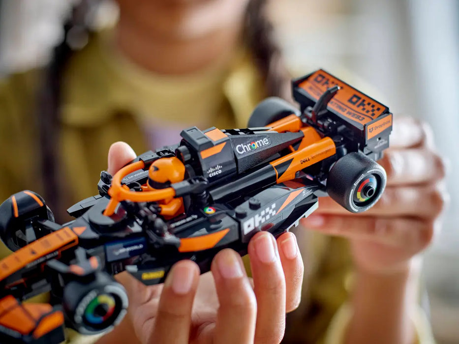 LEGO Speed Champions Coche de Carreras McLaren F1 Team MCL38 77251