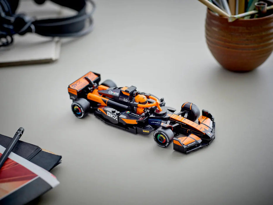 LEGO Speed Champions Coche de Carreras McLaren F1 Team MCL38 77251
