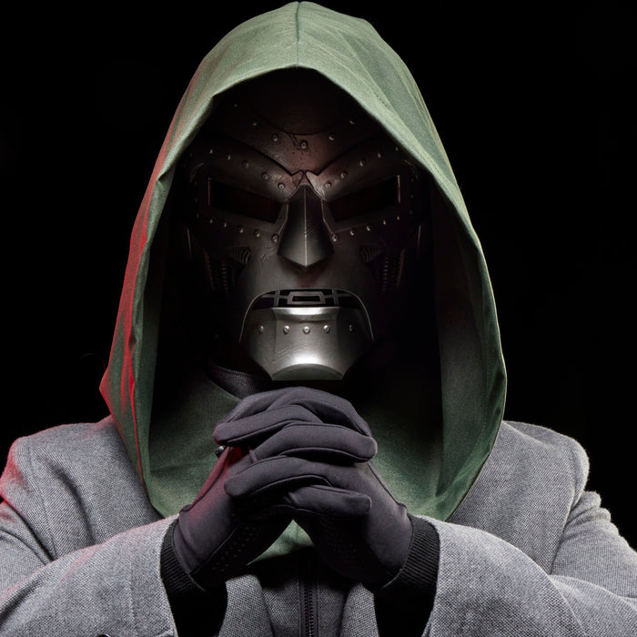 Marvel Legends Series: Doctor Doom Casco Premium Replica