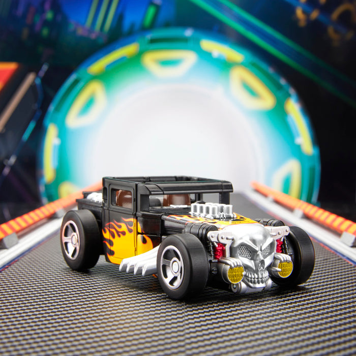 Transformers X Hot Wheels: Bone Shakera