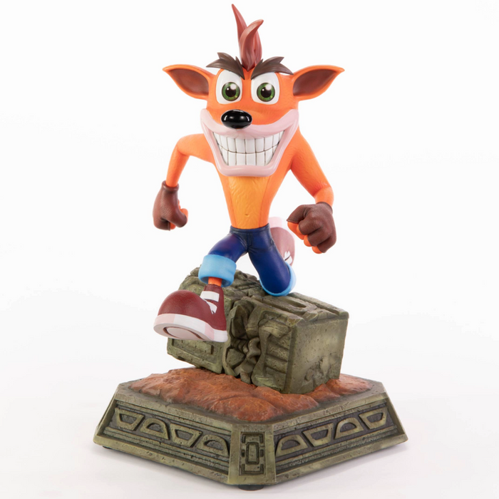 First 4 Figures: Crash Bandicoot - Crash 11.8 Pulgadas