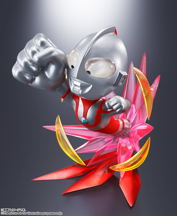 Bandai Tamashii Nations ARTlized: Ultraman Here He Comes - Ultraman Minifigura Sorpresa