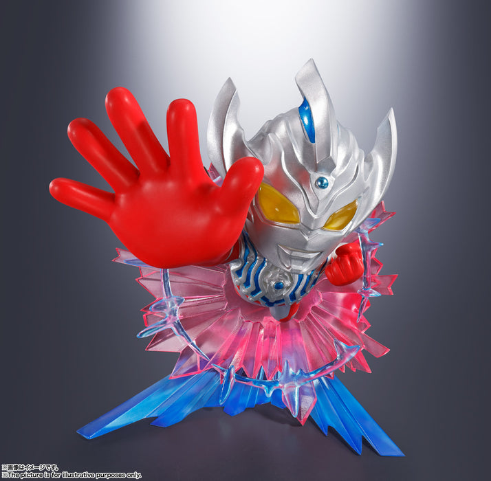 Bandai Tamashii Nations ARTlized: Ultraman Here He Comes - Ultraman Minifigura Sorpresa