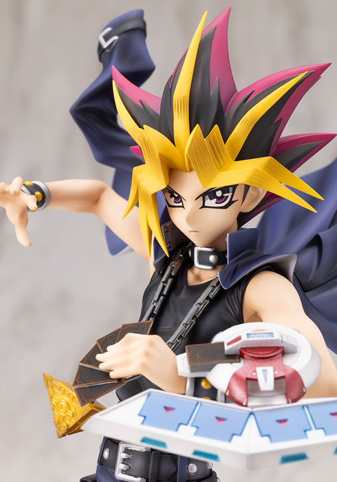 Kotobukiya ARTFX J: Yu Gi Oh Duel Monsters - Yami Yugi Escala 1/7