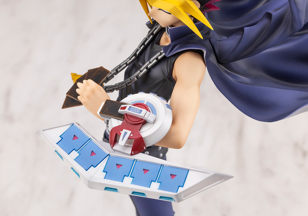 Kotobukiya ARTFX J: Yu Gi Oh Duel Monsters - Yami Yugi Escala 1/7
