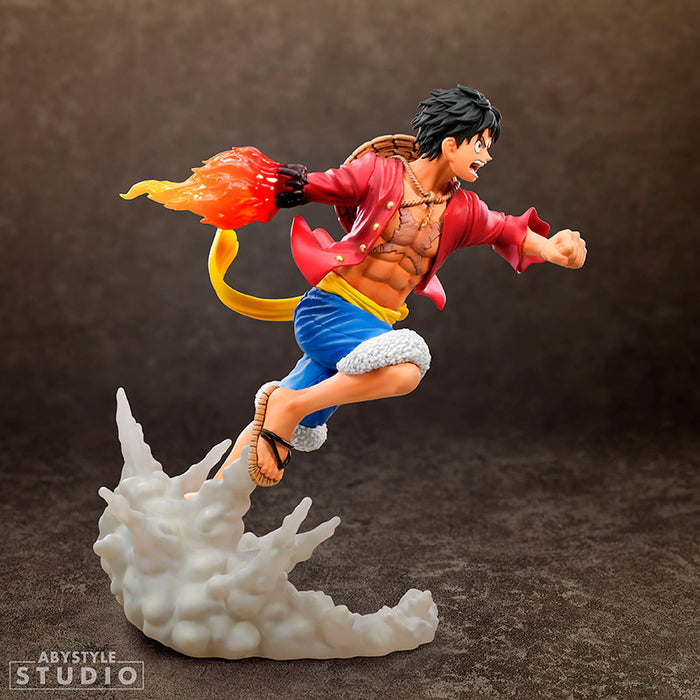 ABYstyle Super Figure Collection: One Piece - Luffy Gomu Gomu no Red Hawk Escala 1/10