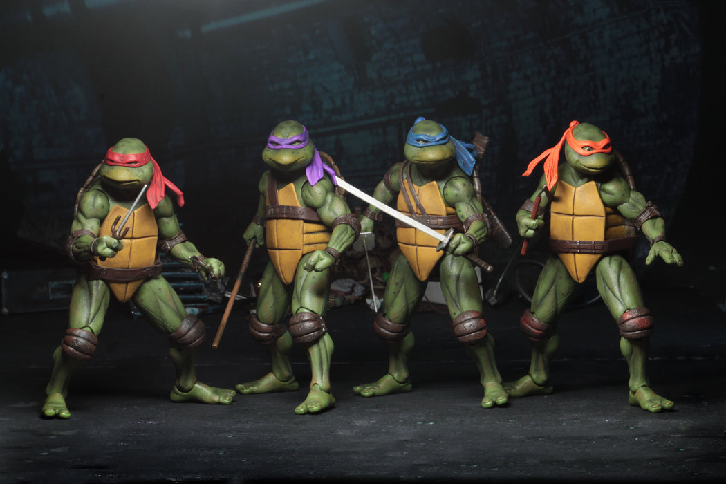 NECA Figura de Accion: TMNT Tortugas Ninja 1990 - Michelangelo 7 Pulgadas
